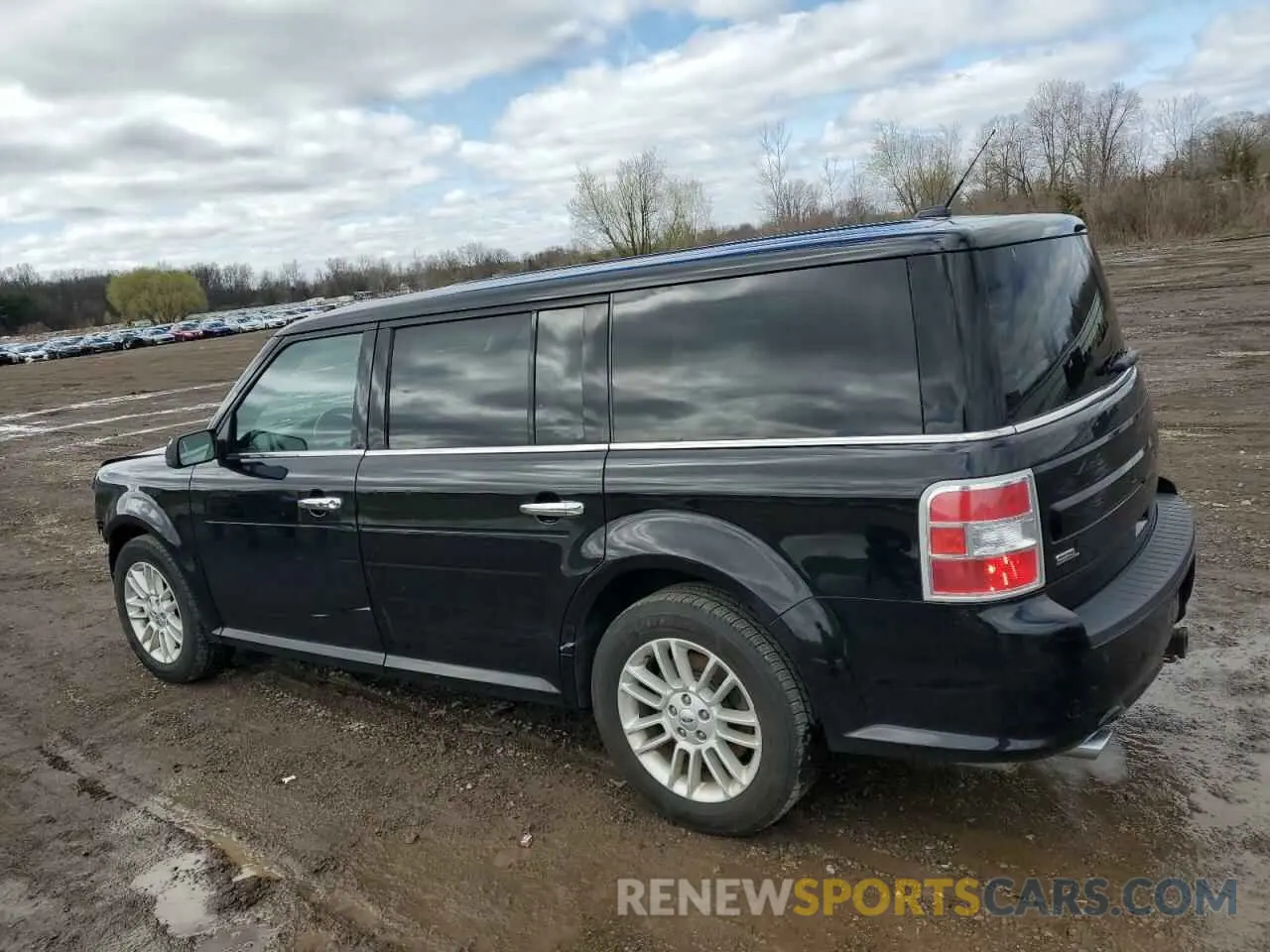 2 fotografías del automóvil dañado 2FMHK6C82KBA30910 FORD FLEX 2019