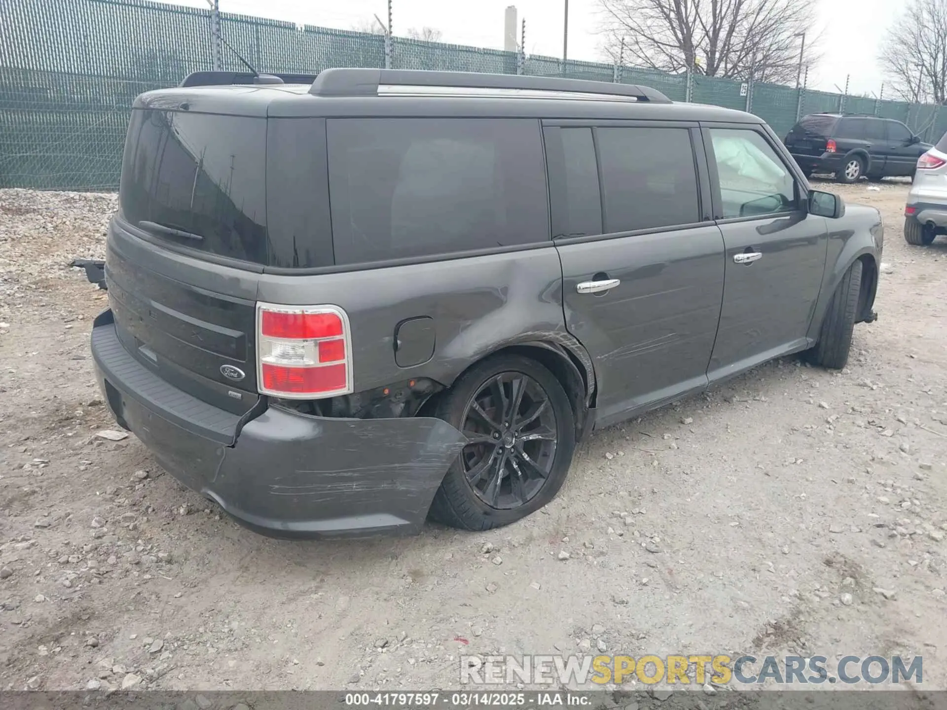4 fotografías del automóvil dañado 2FMHK6C83KBA10648 FORD FLEX 2019