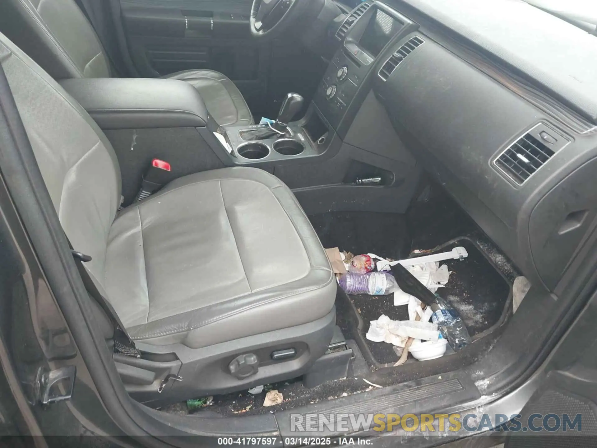5 fotografías del automóvil dañado 2FMHK6C83KBA10648 FORD FLEX 2019