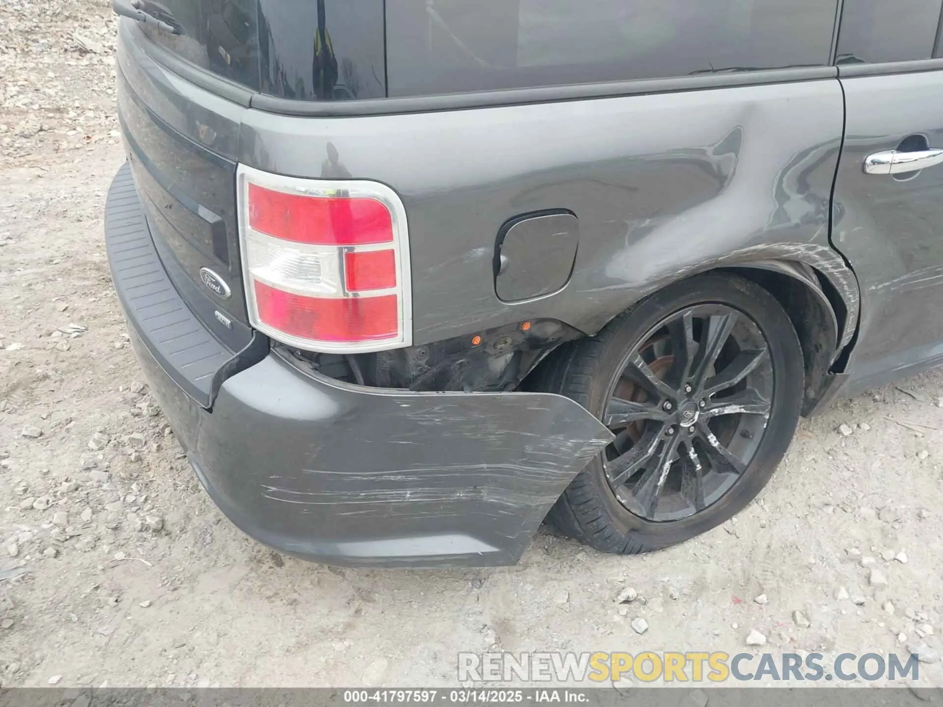 6 fotografías del automóvil dañado 2FMHK6C83KBA10648 FORD FLEX 2019
