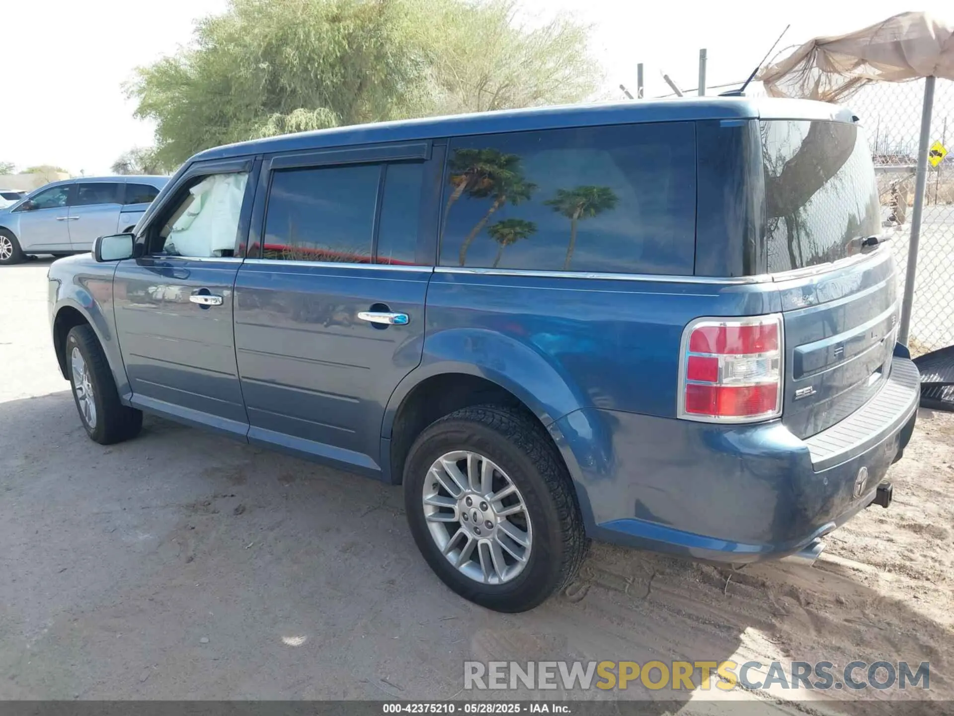 3 fotografías del automóvil dañado 2FMHK6C88KBA07373 FORD FLEX 2019