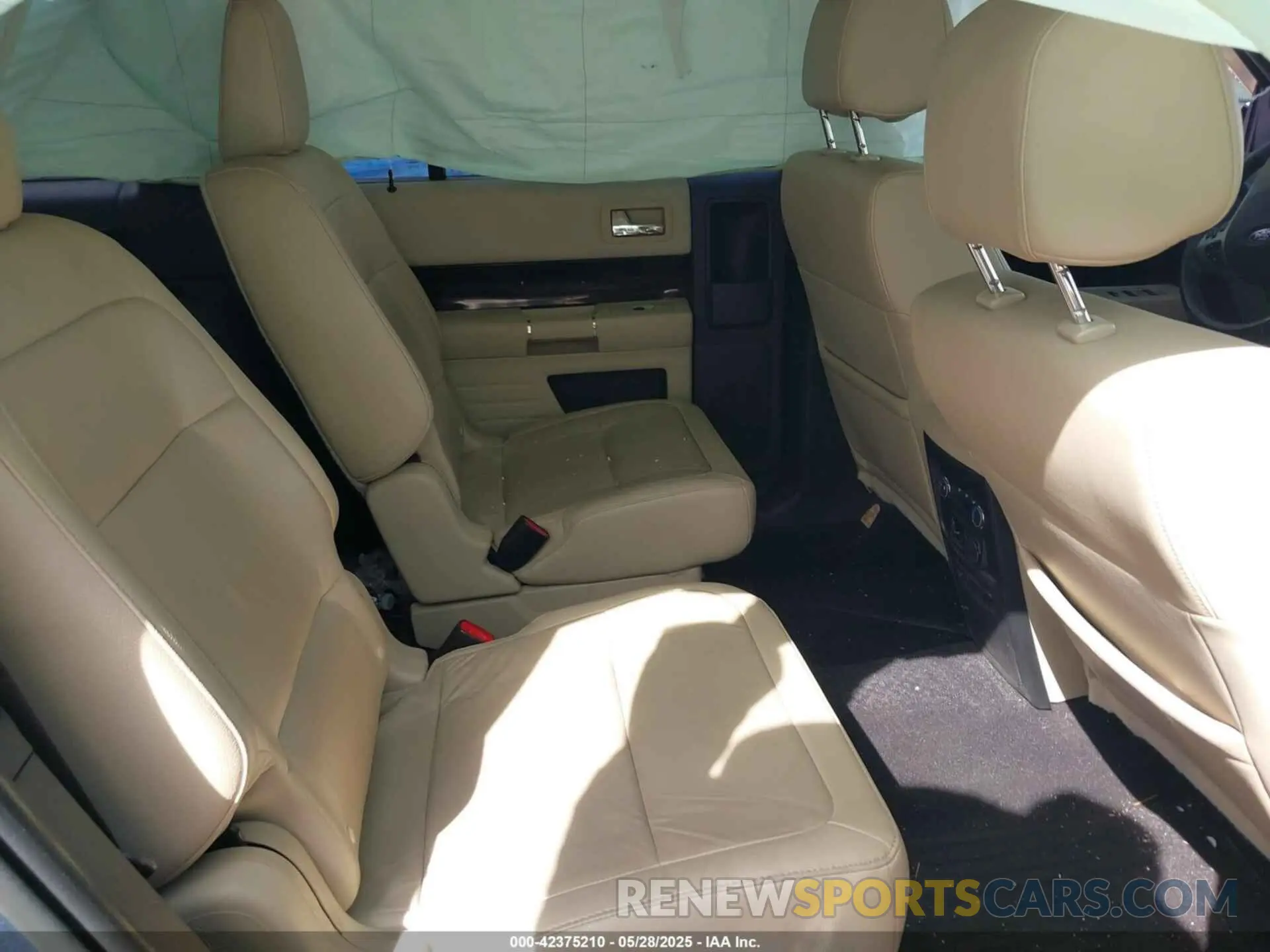 8 fotografías del automóvil dañado 2FMHK6C88KBA07373 FORD FLEX 2019