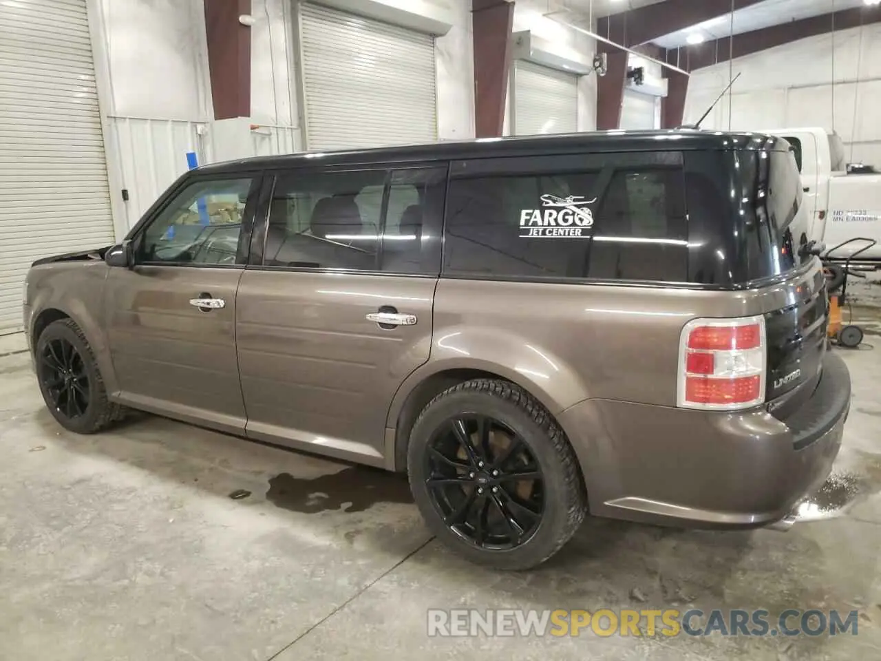 2 fotografías del automóvil dañado 2FMHK6D80KBA23601 FORD FLEX 2019