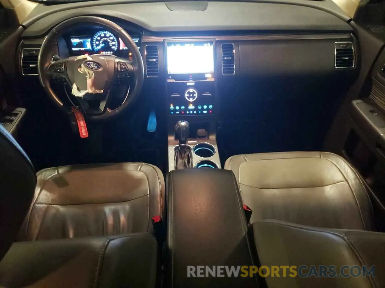 8 fotografías del automóvil dañado 2FMHK6D80KBA23601 FORD FLEX 2019
