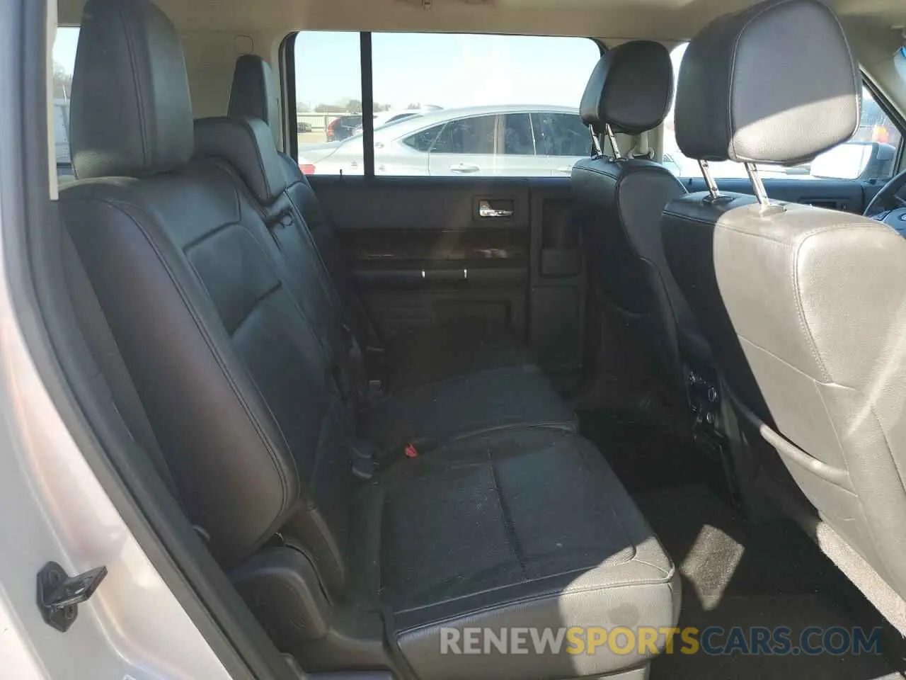 10 fotografías del automóvil dañado 2FMHK6D83KBA29246 FORD FLEX 2019