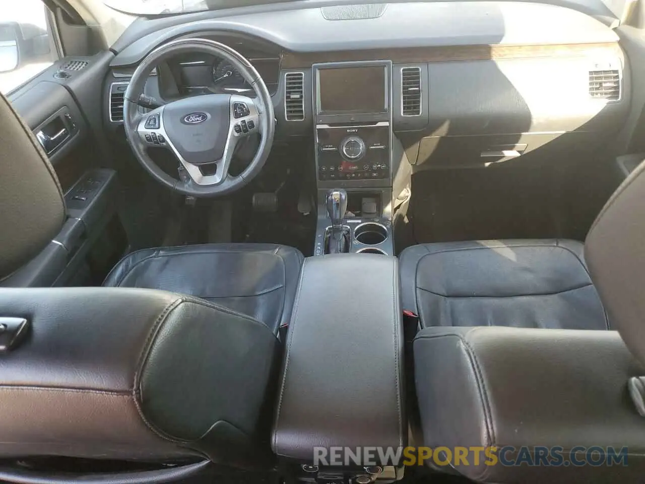 8 fotografías del automóvil dañado 2FMHK6D83KBA29246 FORD FLEX 2019