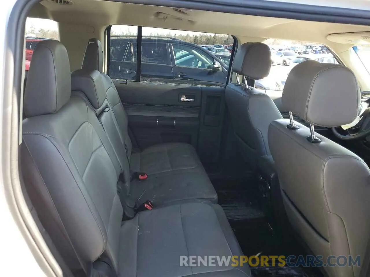 11 fotografías del automóvil dañado 2FMHK6D84KBA03383 FORD FLEX 2019