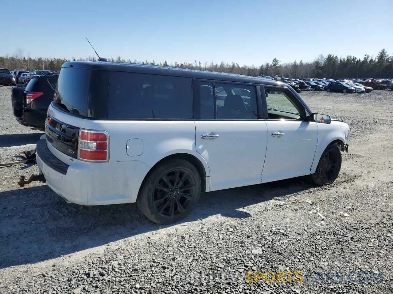3 fotografías del automóvil dañado 2FMHK6D84KBA03383 FORD FLEX 2019