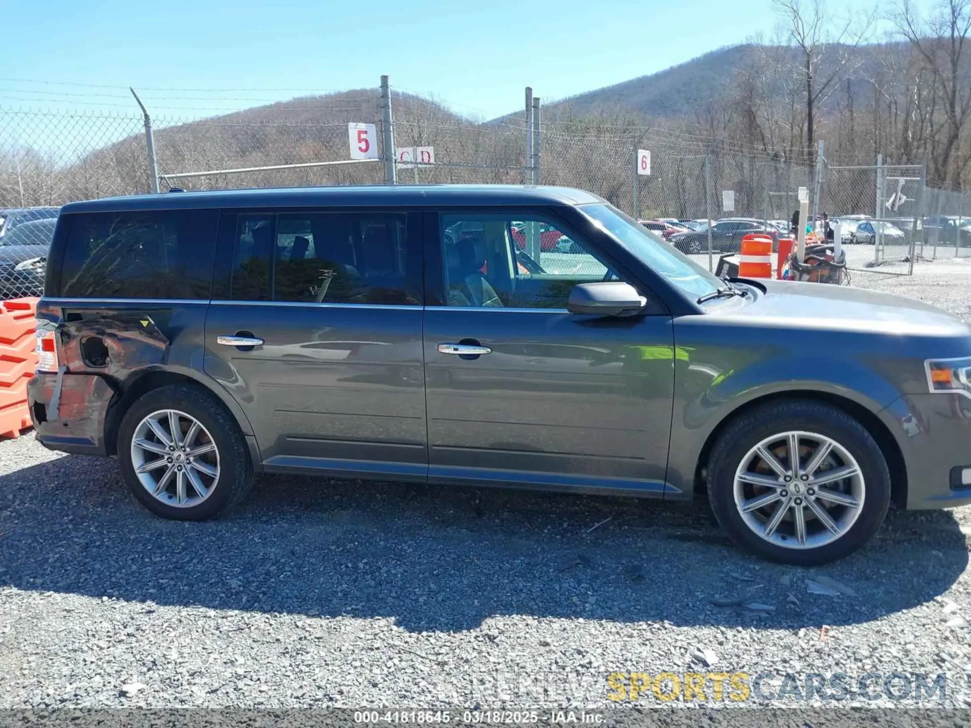12 fotografías del automóvil dañado 2FMHK6D88KBA36189 FORD FLEX 2019