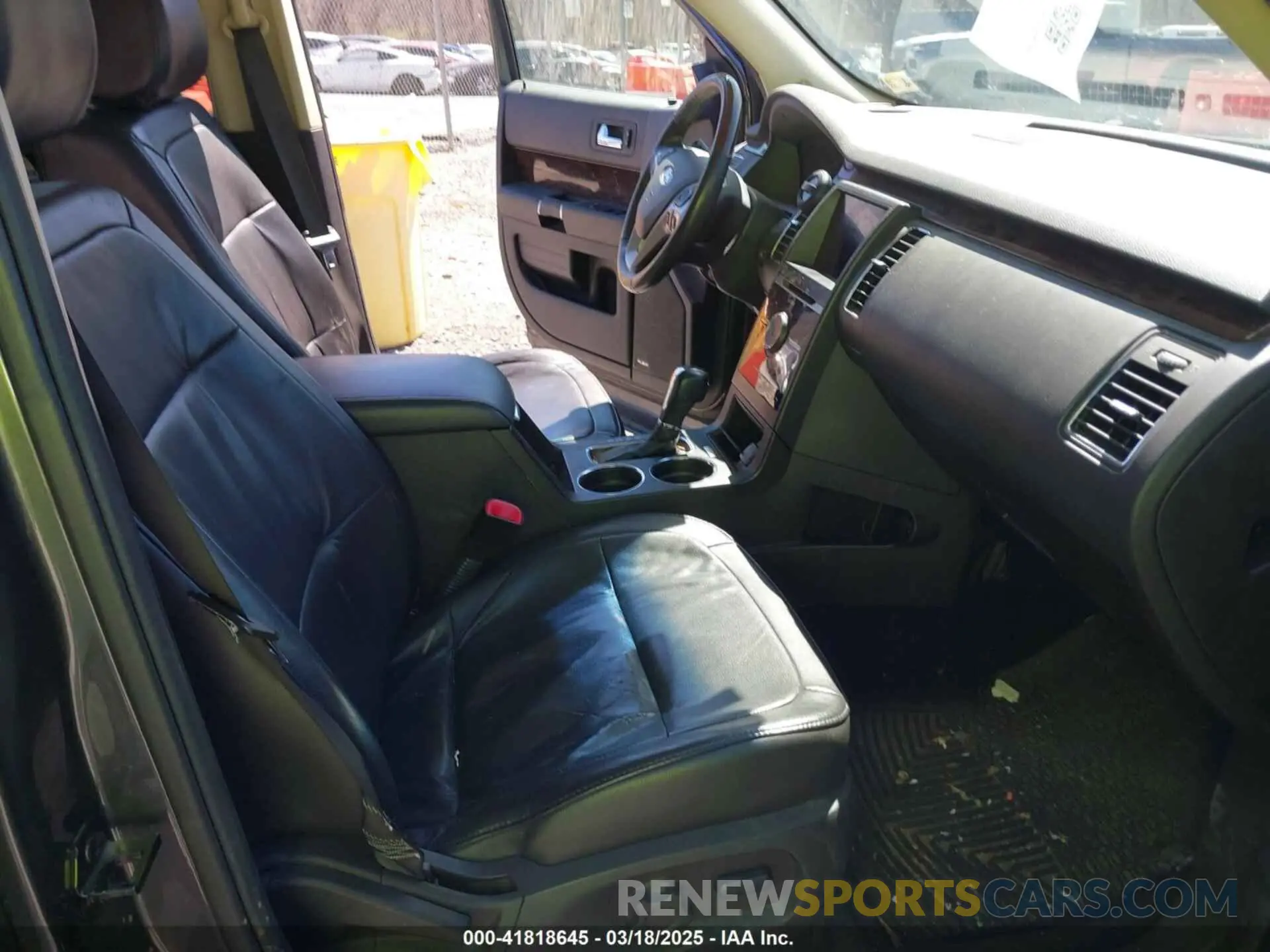 5 fotografías del automóvil dañado 2FMHK6D88KBA36189 FORD FLEX 2019