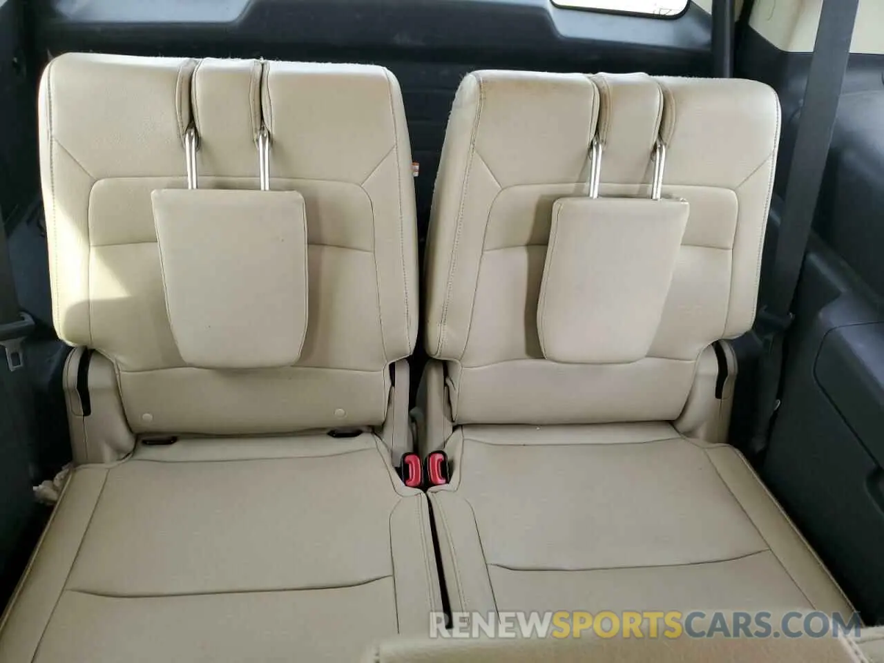 10 fotografías del automóvil dañado 2FMHK6DT0KBA22923 FORD FLEX 2019