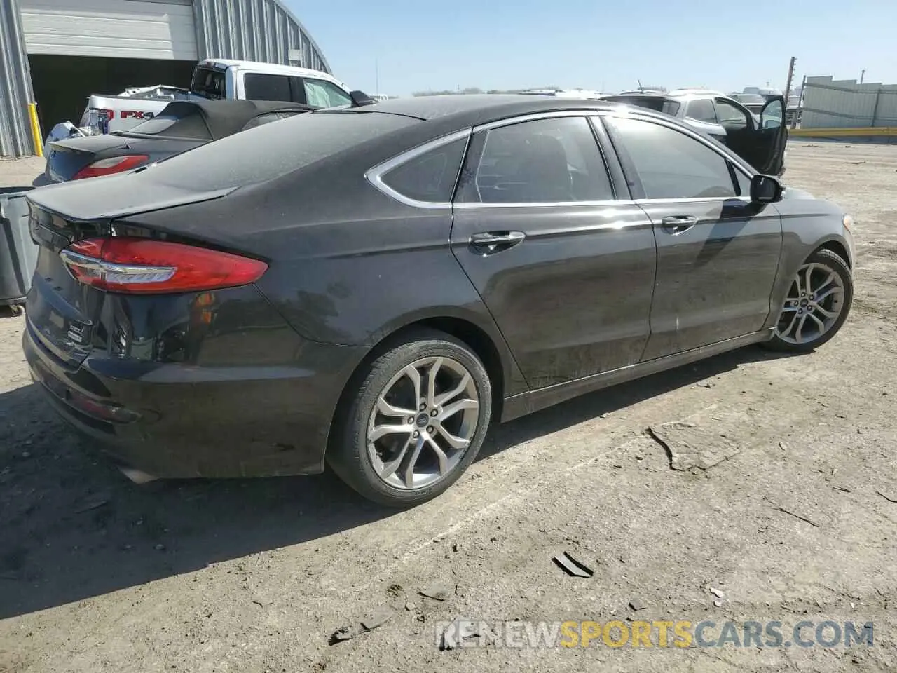 3 fotografías del automóvil dañado 3FA6P0CD2KR133775 FORD FUSION 2019