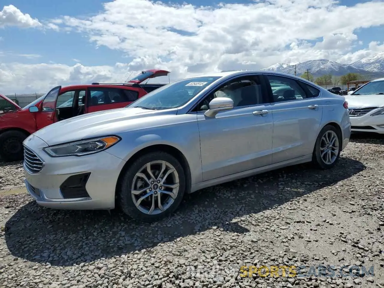 1 fotografías del automóvil dañado 3FA6P0CD3KR140721 FORD FUSION 2019