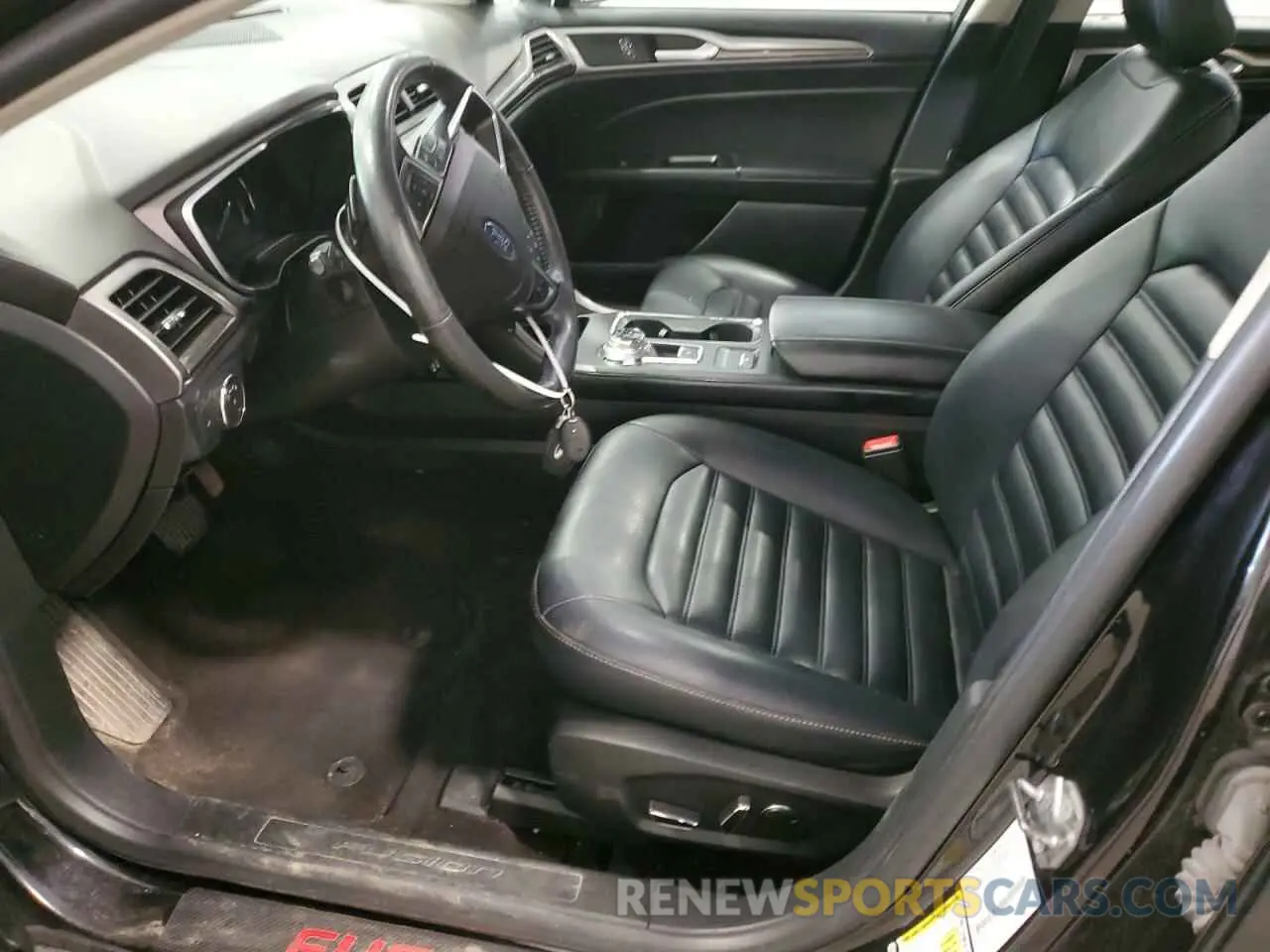 7 fotografías del automóvil dañado 3FA6P0CD4KR181424 FORD FUSION 2019