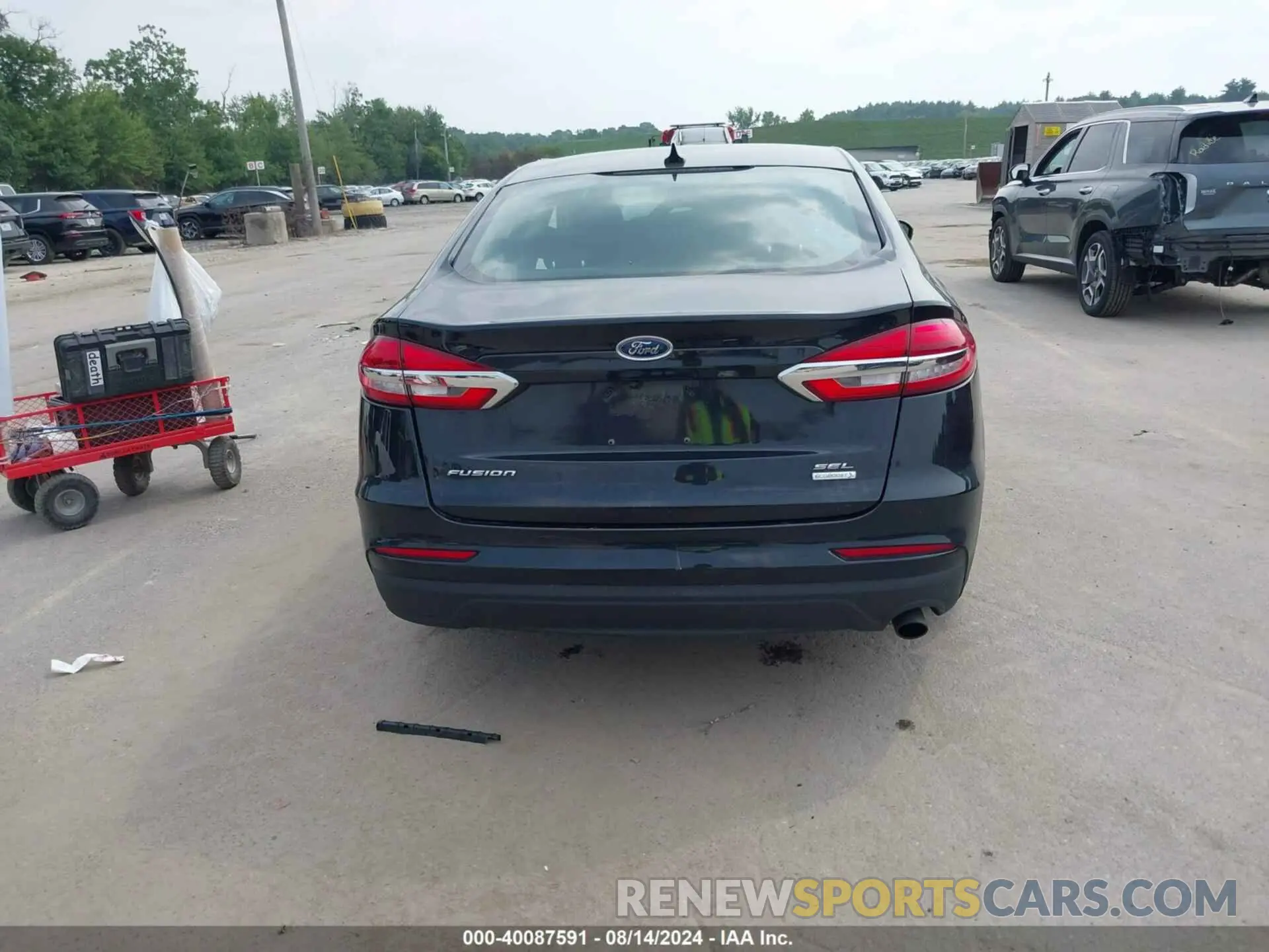 17 fotografías del automóvil dañado 3FA6P0CD4KR224479 FORD FUSION 2019