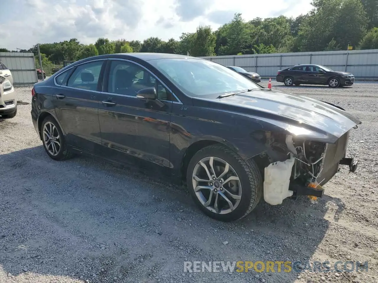 4 fotografías del automóvil dañado 3FA6P0CD4KR239516 FORD FUSION 2019