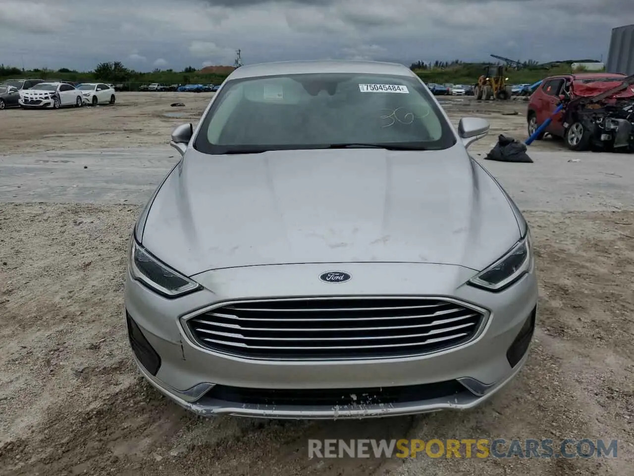 5 fotografías del automóvil dañado 3FA6P0CD5KR138503 FORD FUSION 2019