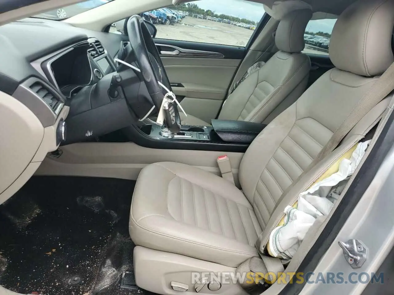 7 fotografías del automóvil dañado 3FA6P0CD5KR138503 FORD FUSION 2019