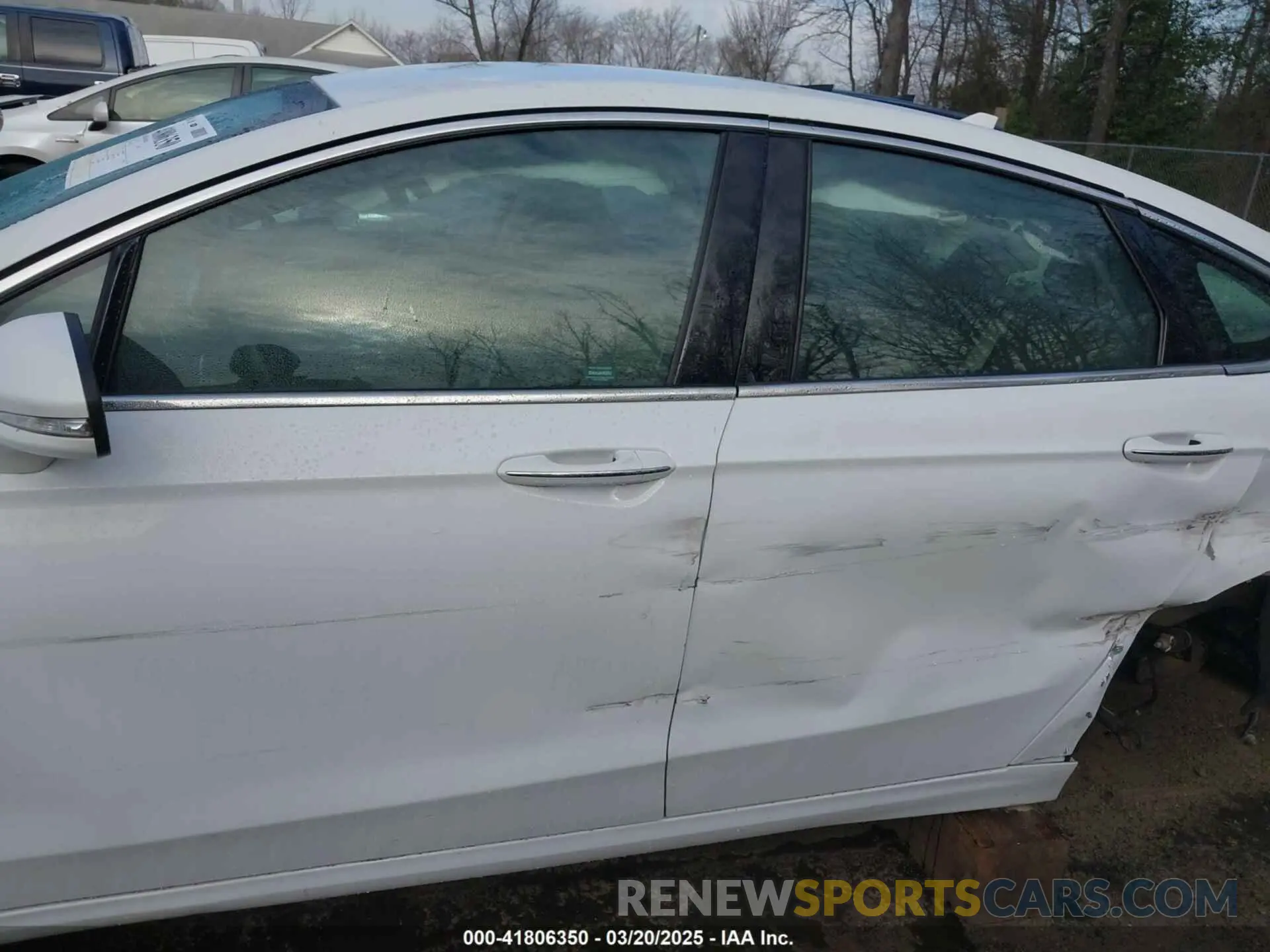 14 fotografías del automóvil dañado 3FA6P0CD5KR224619 FORD FUSION 2019