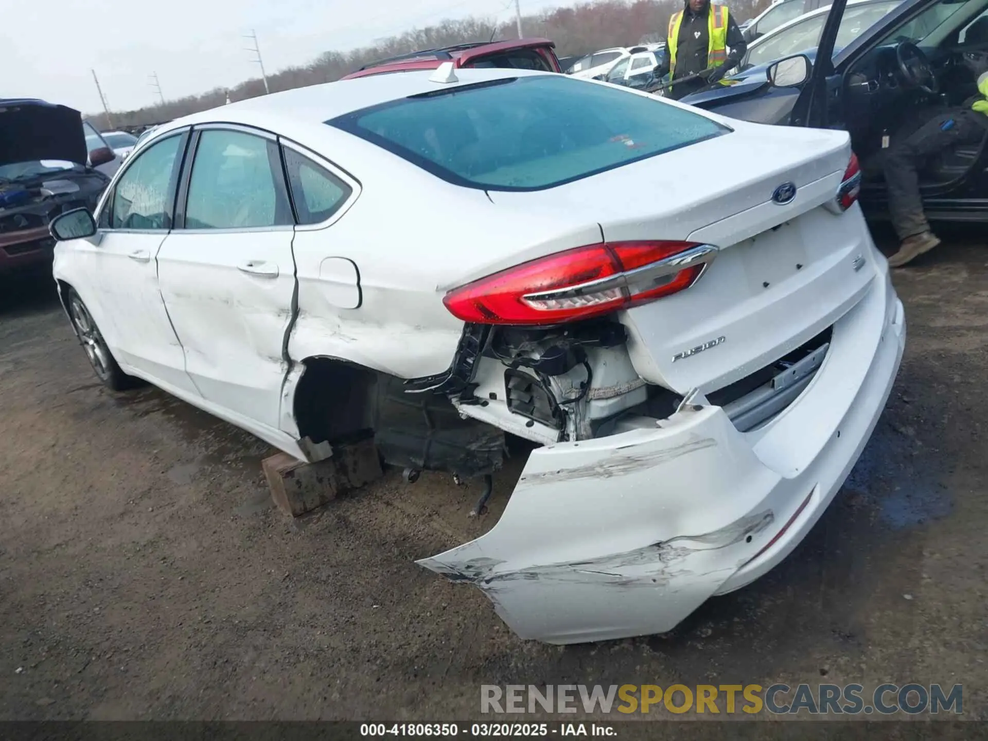 3 fotografías del automóvil dañado 3FA6P0CD5KR224619 FORD FUSION 2019
