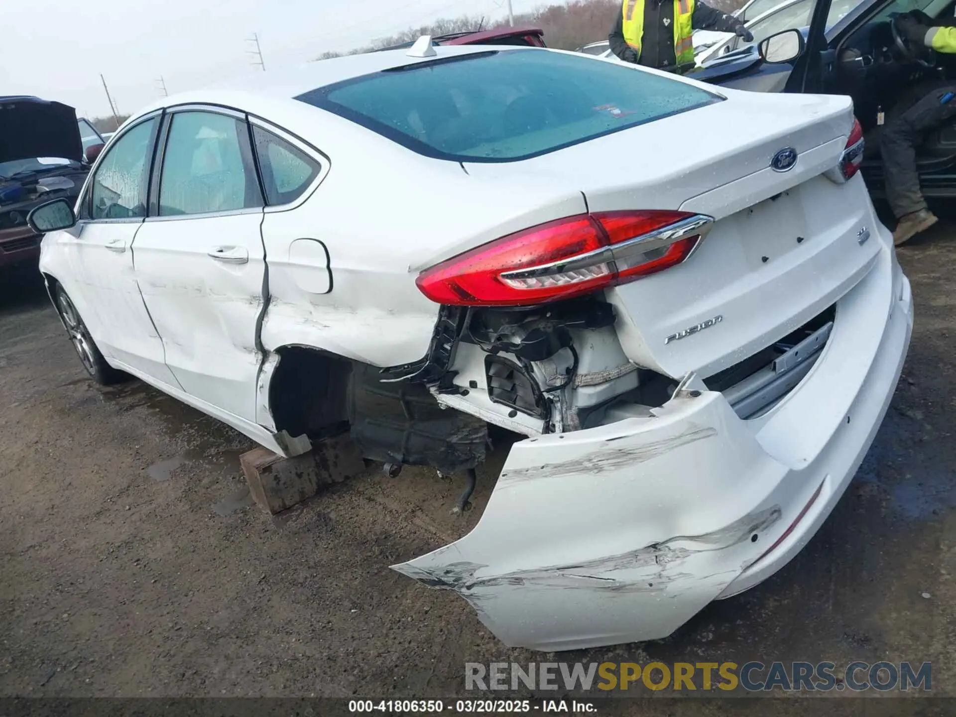6 fotografías del automóvil dañado 3FA6P0CD5KR224619 FORD FUSION 2019