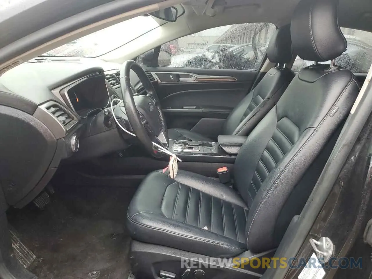 7 fotografías del automóvil dañado 3FA6P0CD5KR236530 FORD FUSION 2019