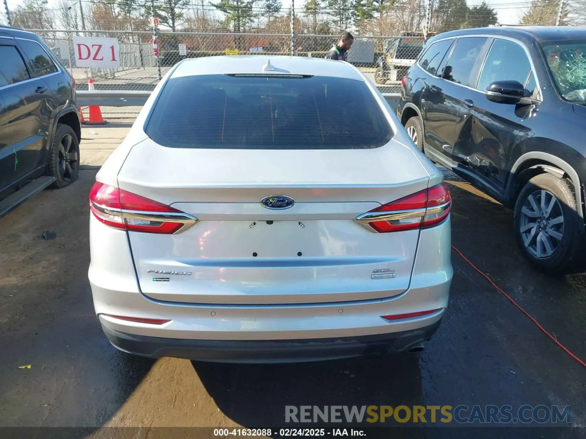 16 fotografías del automóvil dañado 3FA6P0CD5KR270726 FORD FUSION 2019