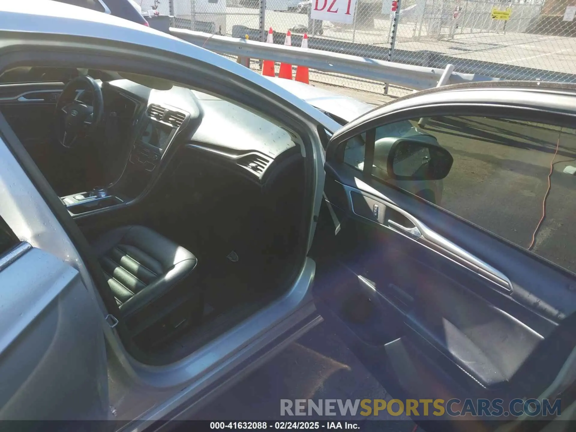 5 fotografías del automóvil dañado 3FA6P0CD5KR270726 FORD FUSION 2019