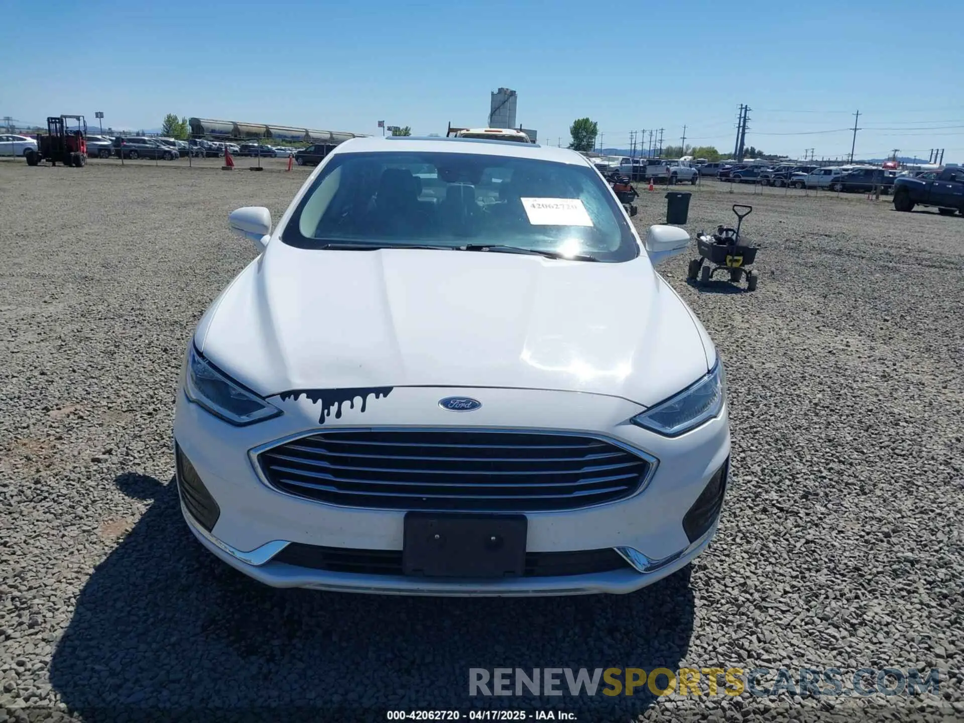 12 fotografías del automóvil dañado 3FA6P0CD7KR233726 FORD FUSION 2019