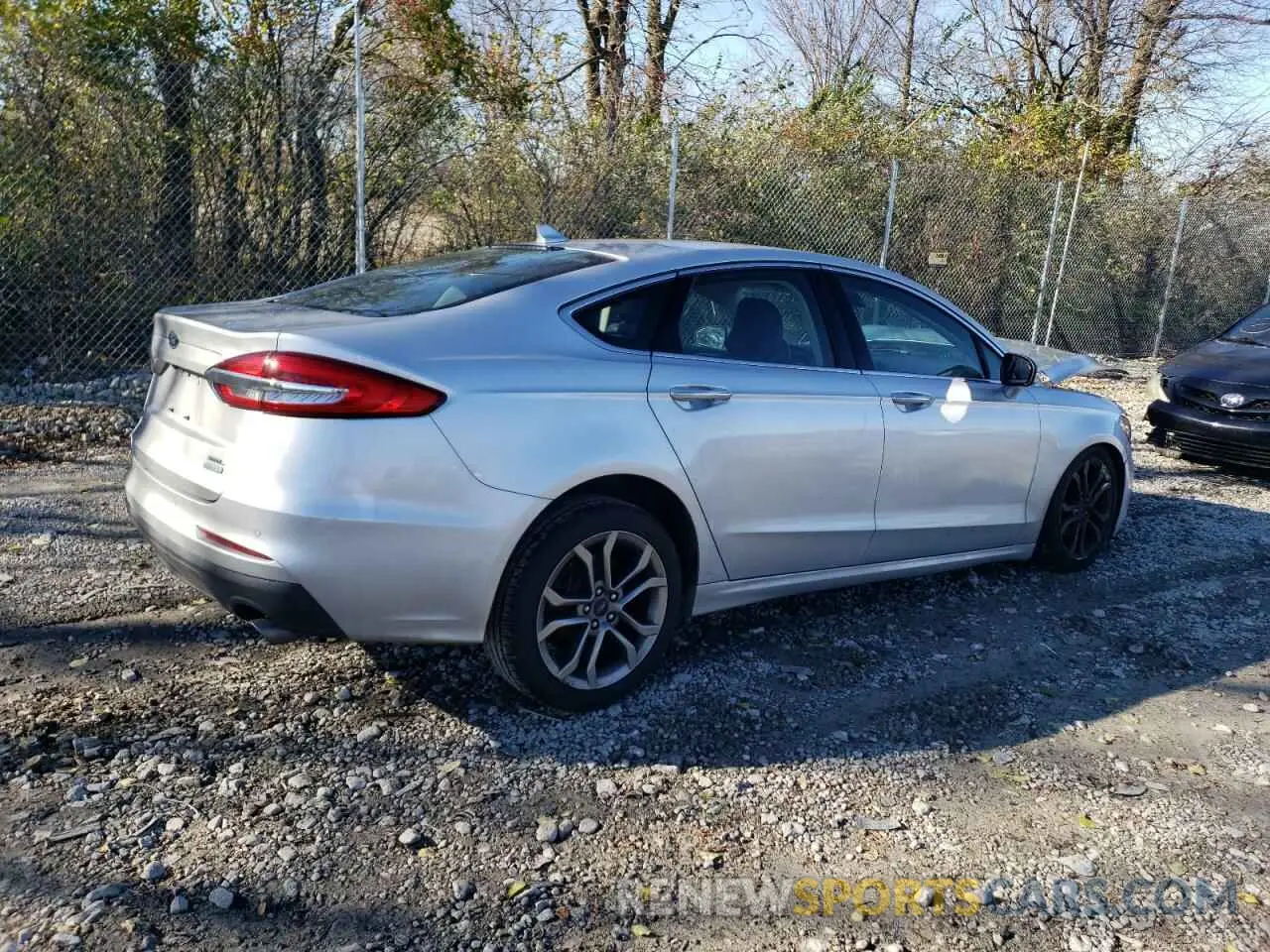 3 fotografías del automóvil dañado 3FA6P0CD8KR238434 FORD FUSION 2019