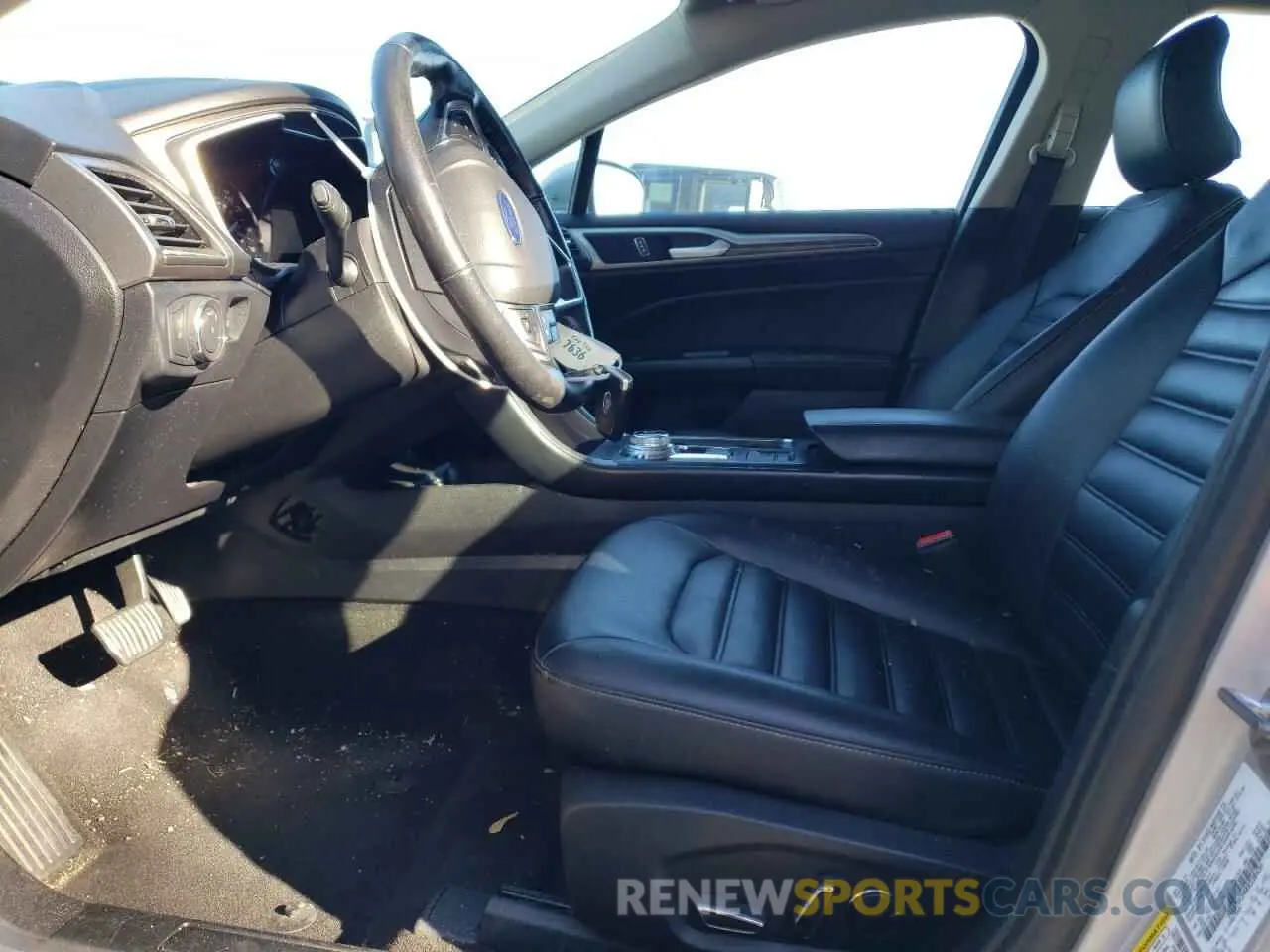 7 fotografías del automóvil dañado 3FA6P0CD8KR238434 FORD FUSION 2019