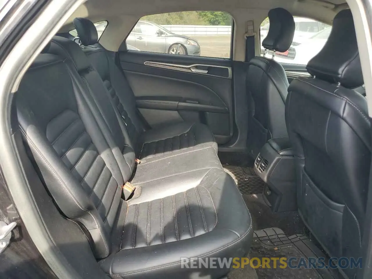 10 fotografías del automóvil dañado 3FA6P0CD9KR109778 FORD FUSION 2019