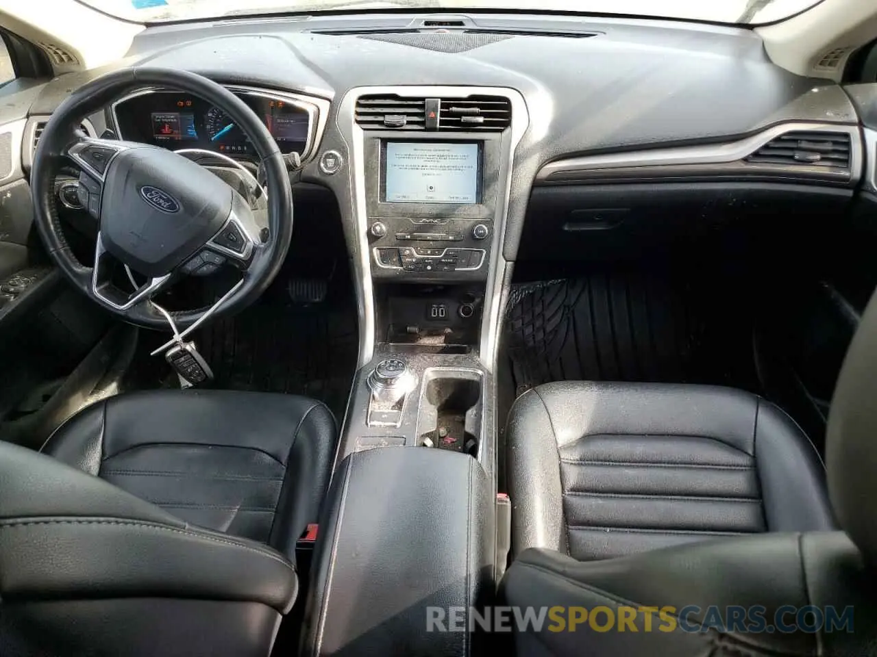 8 fotografías del automóvil dañado 3FA6P0CD9KR109778 FORD FUSION 2019