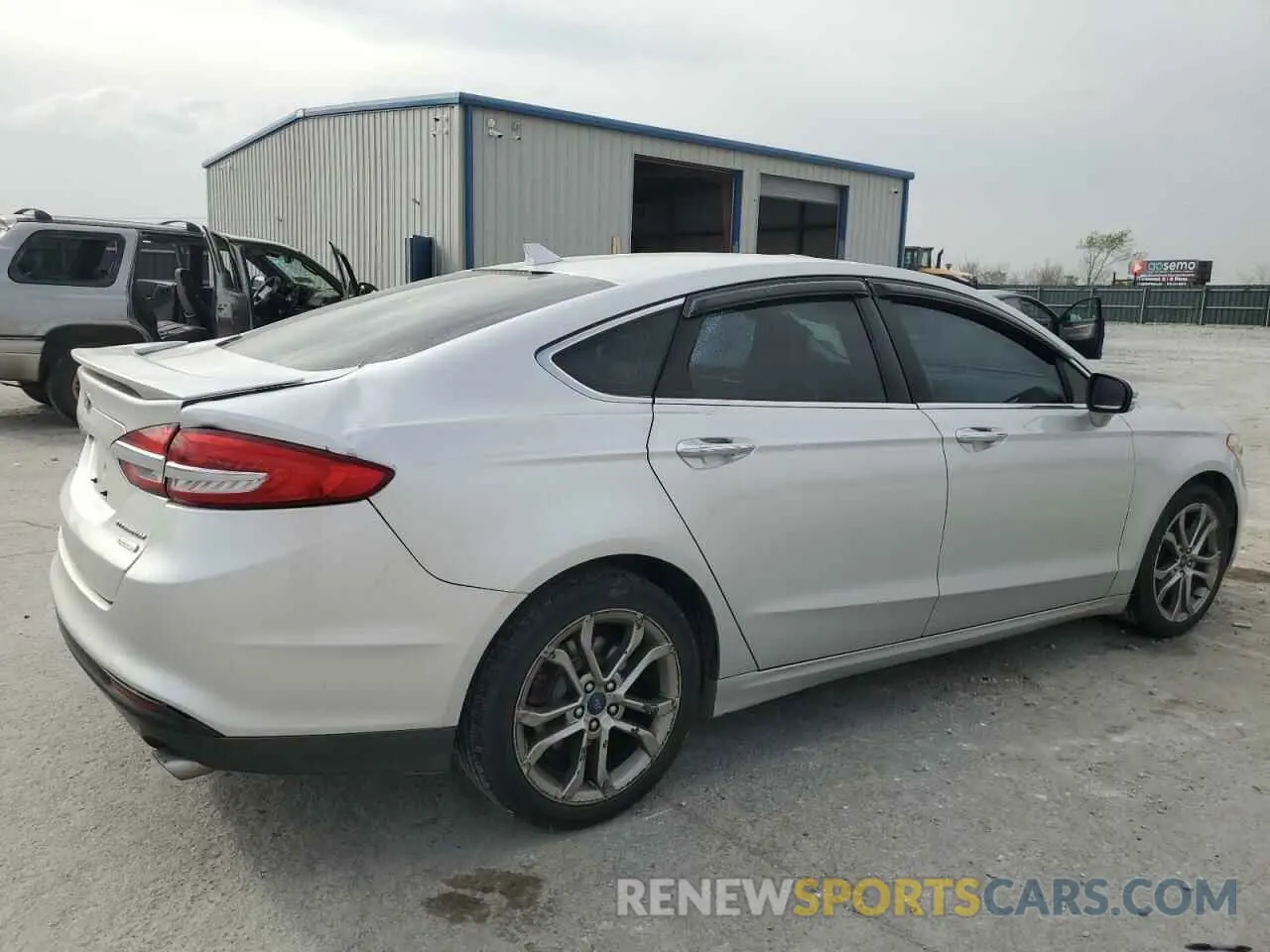 3 fotografías del automóvil dañado 3FA6P0CD9KR138343 FORD FUSION 2019