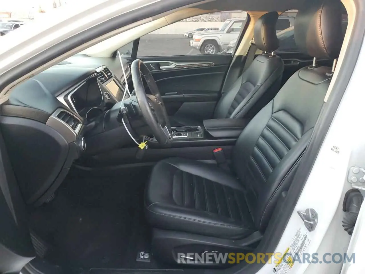7 fotografías del automóvil dañado 3FA6P0CD9KR260085 FORD FUSION 2019