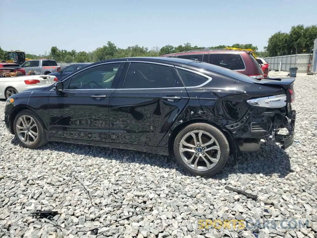 2 fotografías del automóvil dañado 3FA6P0CDXKR162232 FORD FUSION 2019