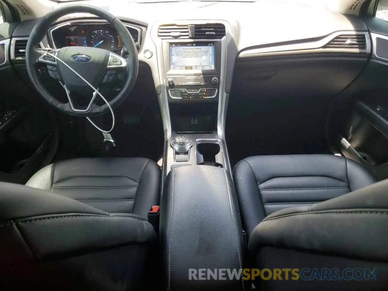 8 fotografías del automóvil dañado 3FA6P0CDXKR162232 FORD FUSION 2019