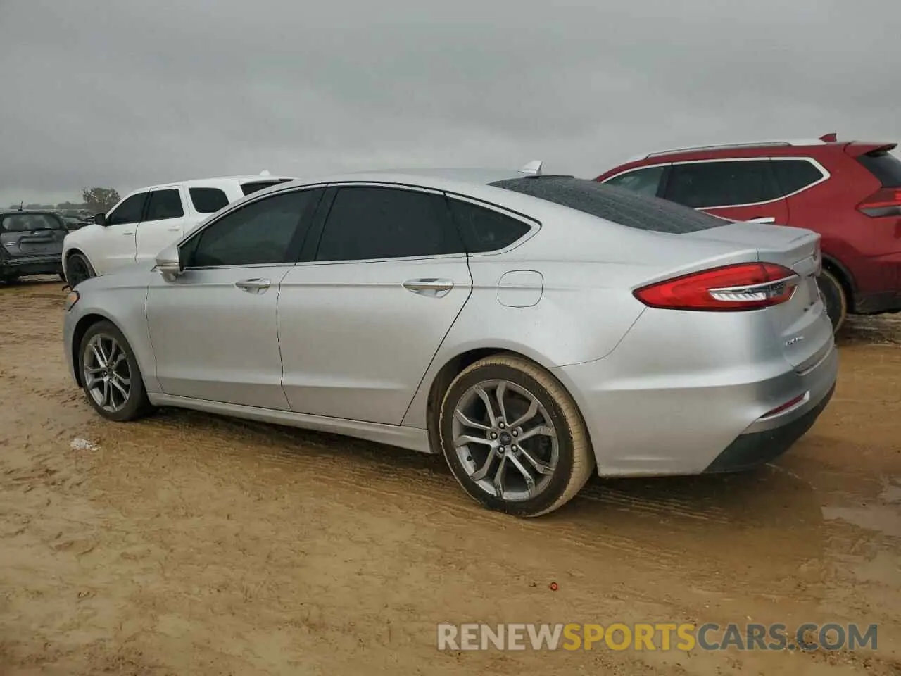 2 fotografías del automóvil dañado 3FA6P0CDXKR237852 FORD FUSION 2019