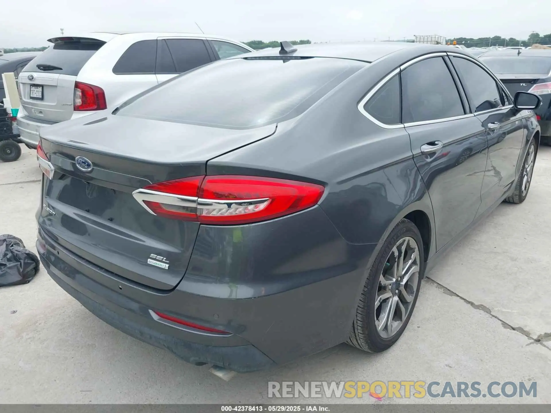 4 fotografías del automóvil dañado 3FA6P0CDXKR260550 FORD FUSION 2019