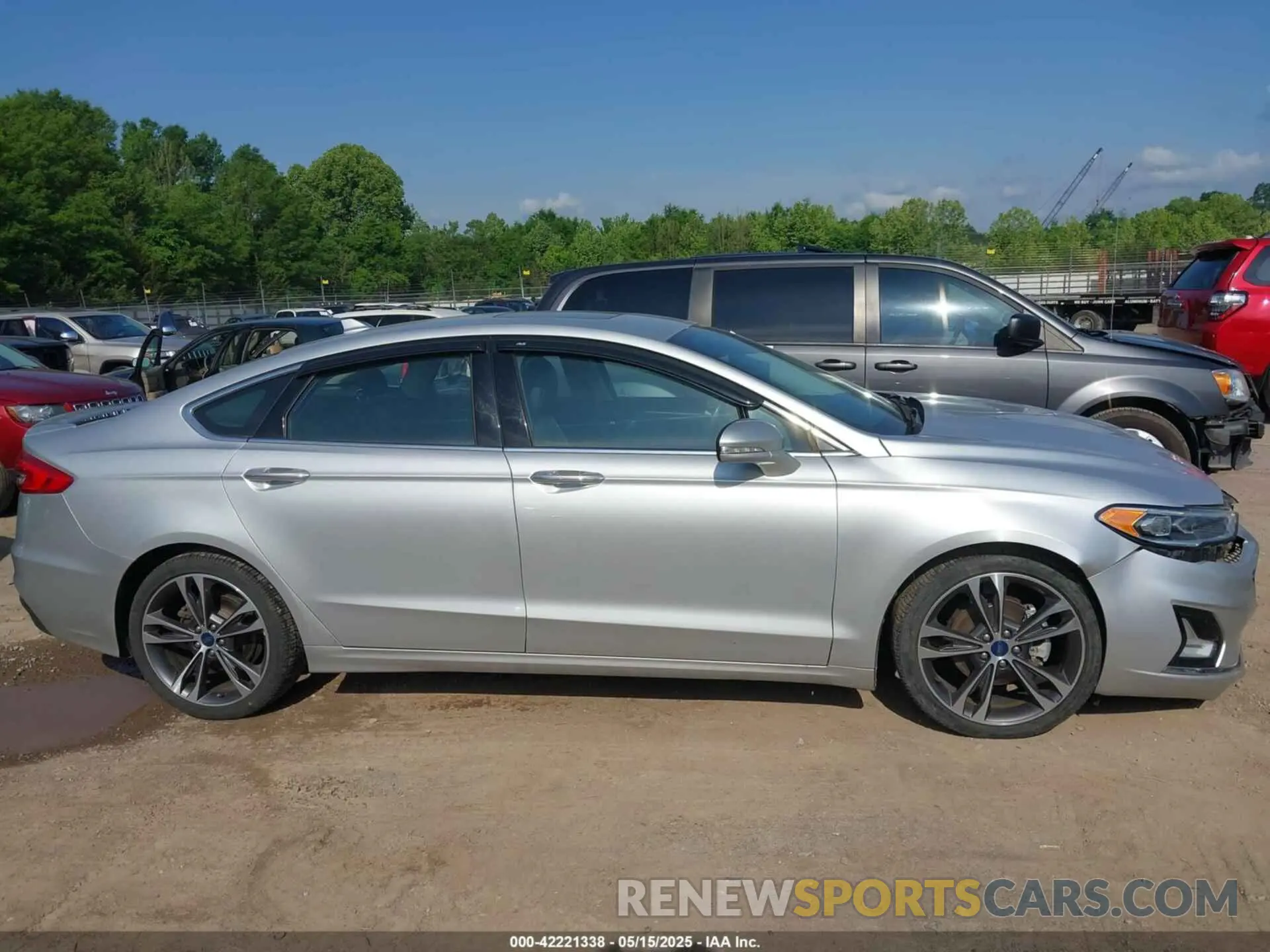 13 fotografías del automóvil dañado 3FA6P0D92KR184848 FORD FUSION 2019