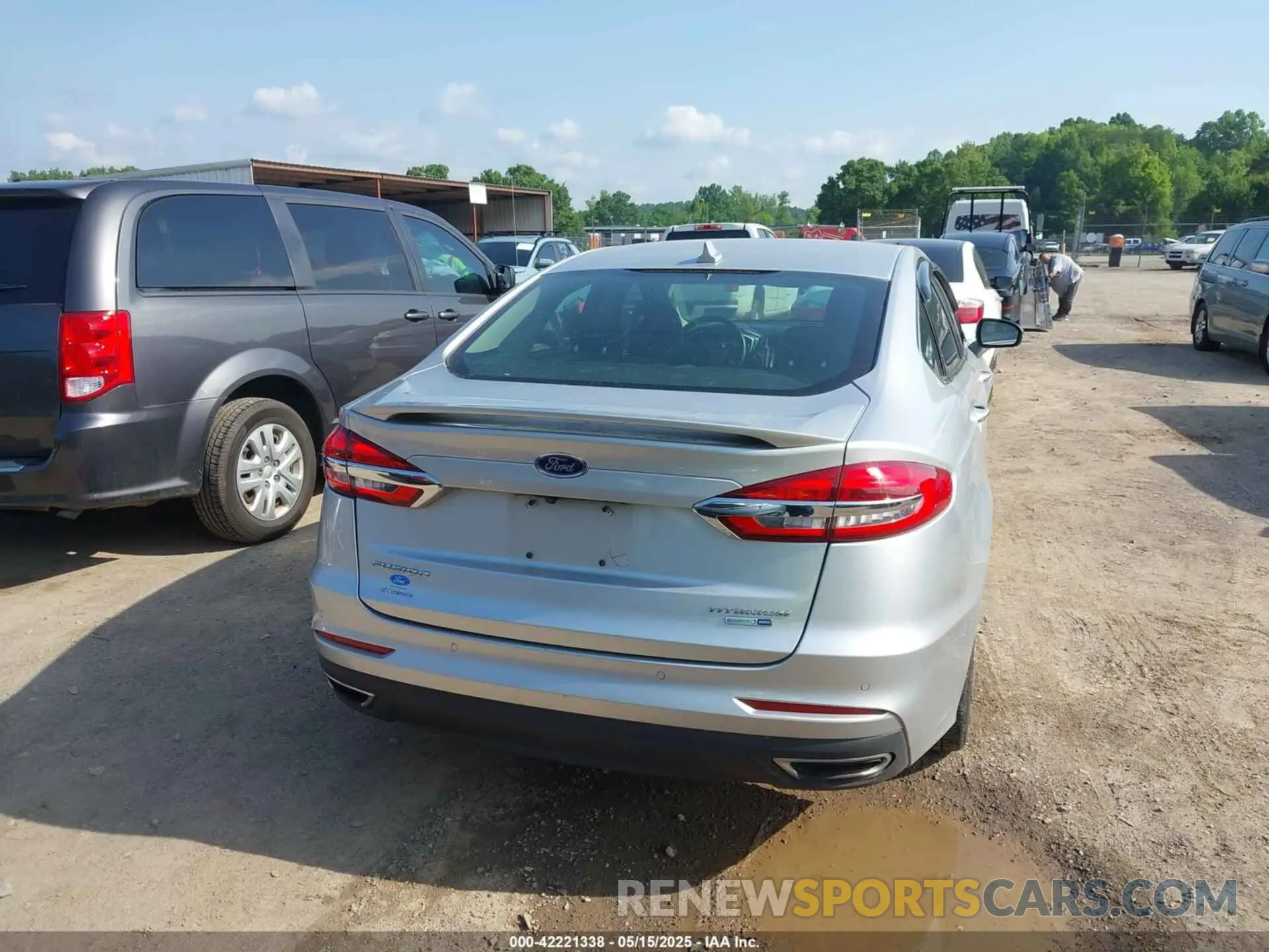 16 fotografías del automóvil dañado 3FA6P0D92KR184848 FORD FUSION 2019
