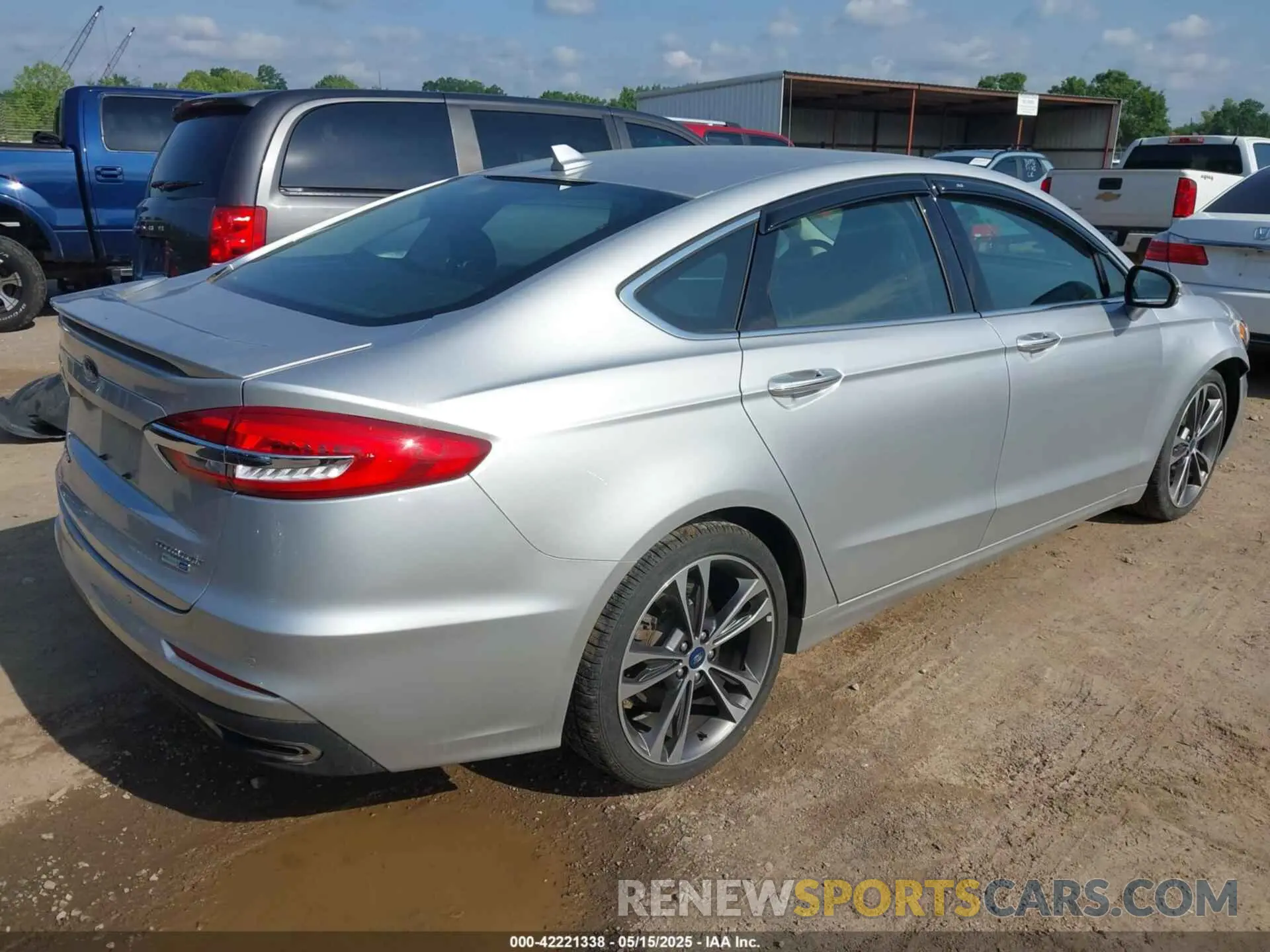 4 fotografías del automóvil dañado 3FA6P0D92KR184848 FORD FUSION 2019