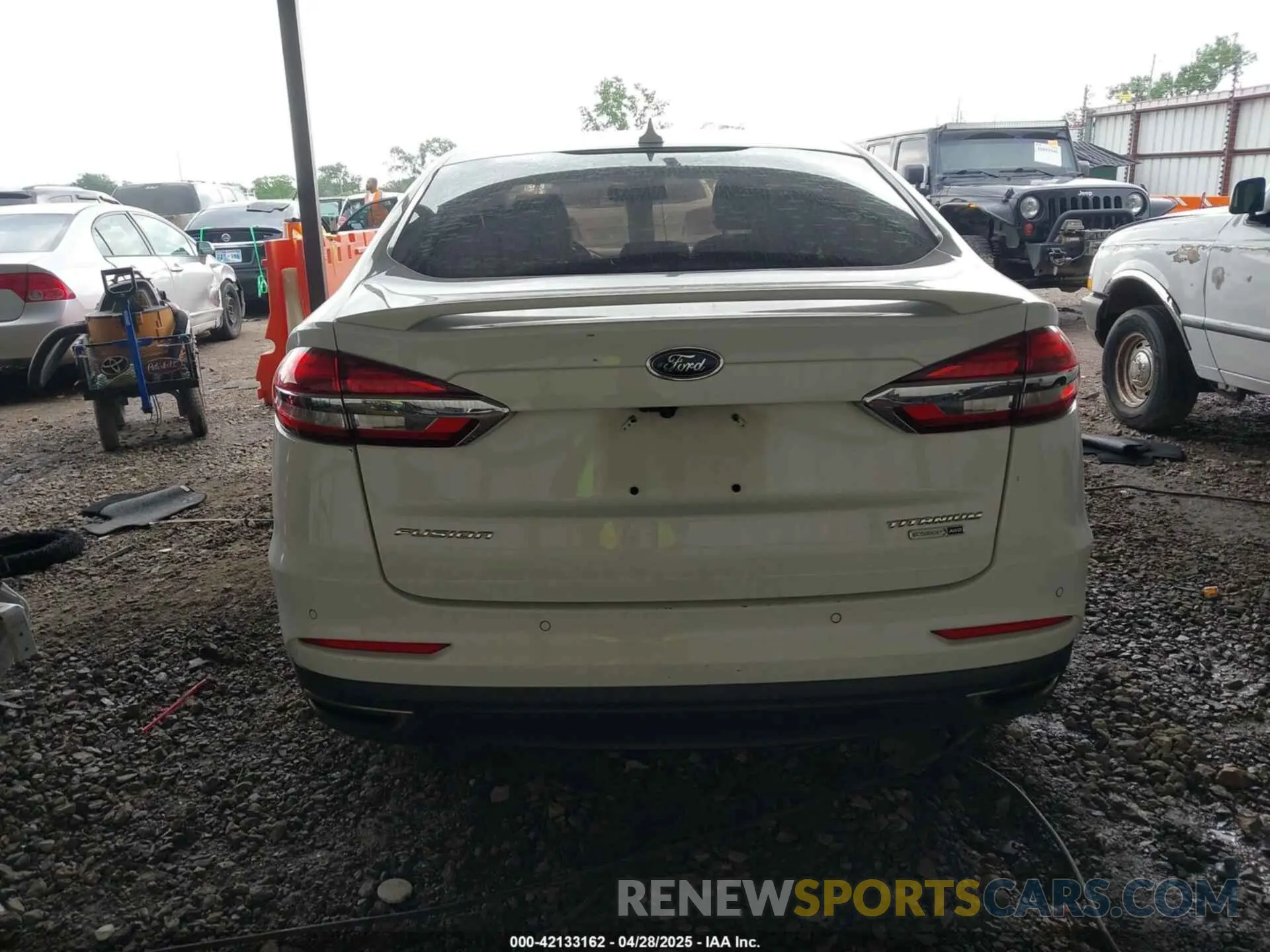 17 fotografías del automóvil dañado 3FA6P0D93KR124206 FORD FUSION 2019