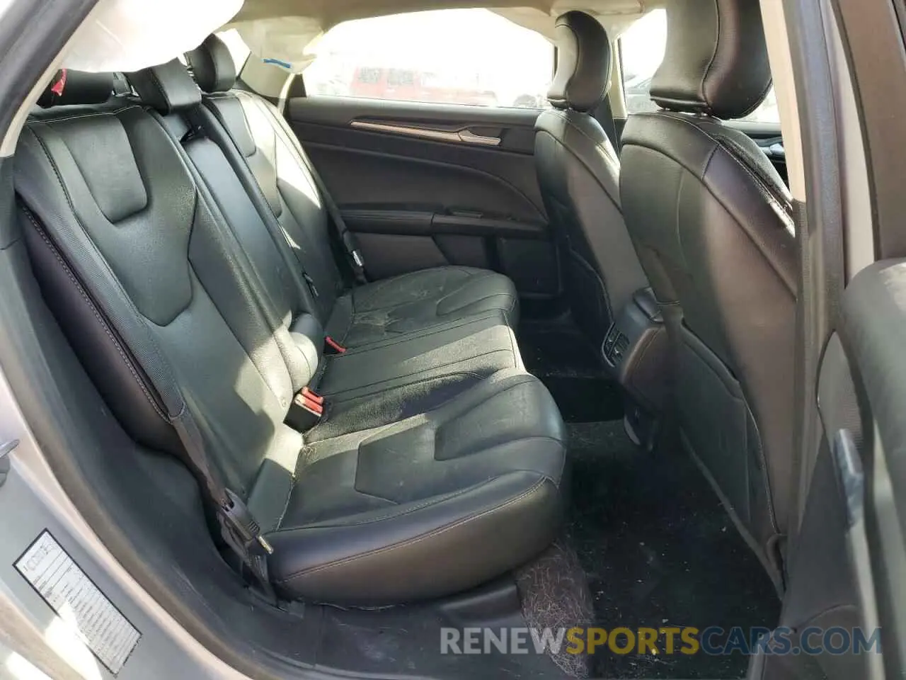 10 fotografías del automóvil dañado 3FA6P0D93KR186530 FORD FUSION 2019