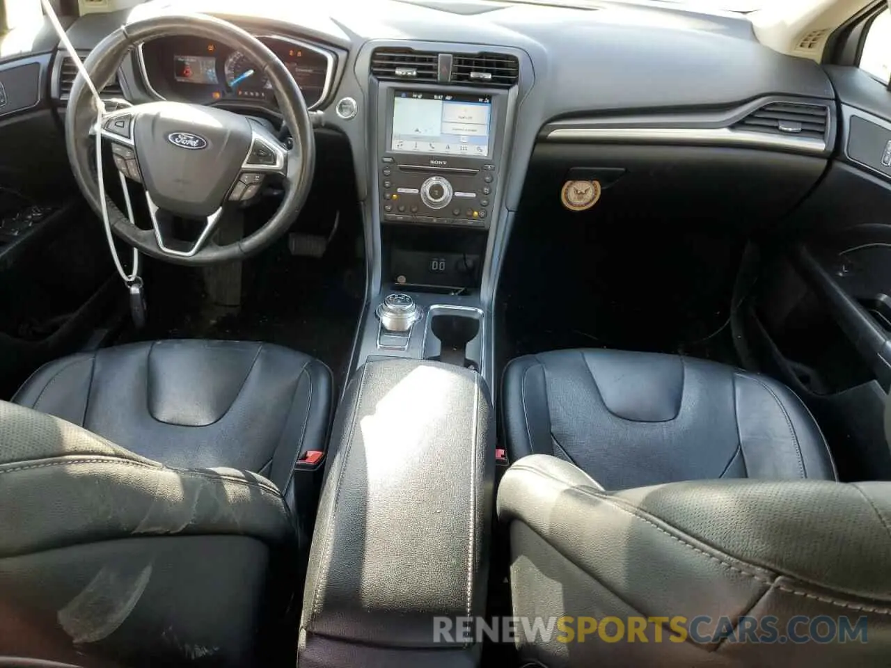 8 fotografías del automóvil dañado 3FA6P0D93KR186530 FORD FUSION 2019