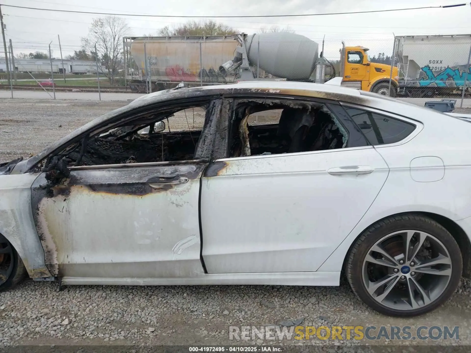 13 fotografías del automóvil dañado 3FA6P0D96KR120196 FORD FUSION 2019