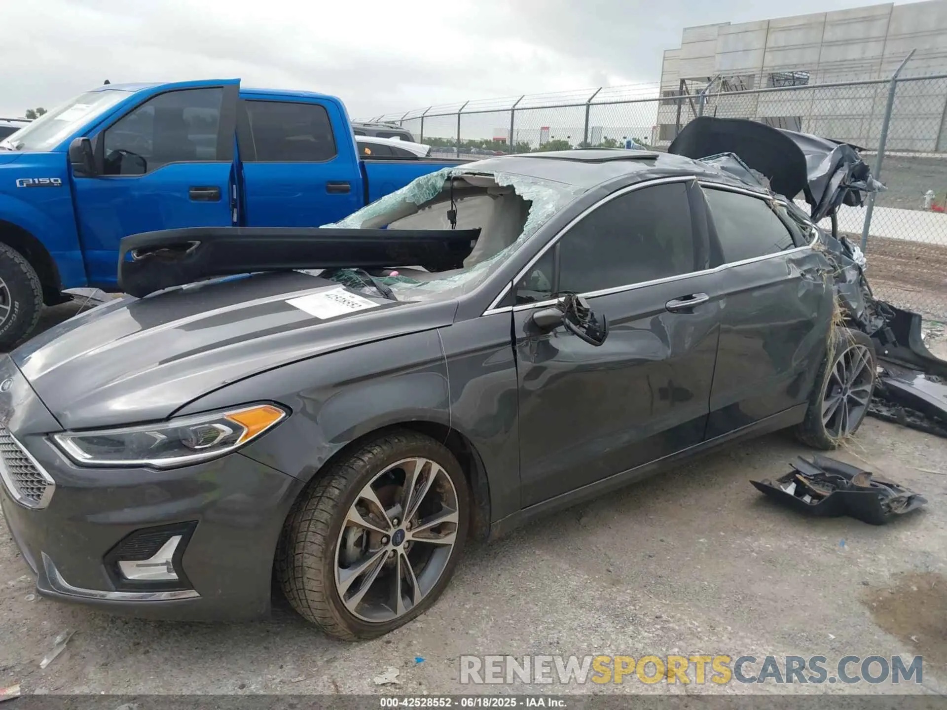 2 fotografías del automóvil dañado 3FA6P0D98KR187270 FORD FUSION 2019
