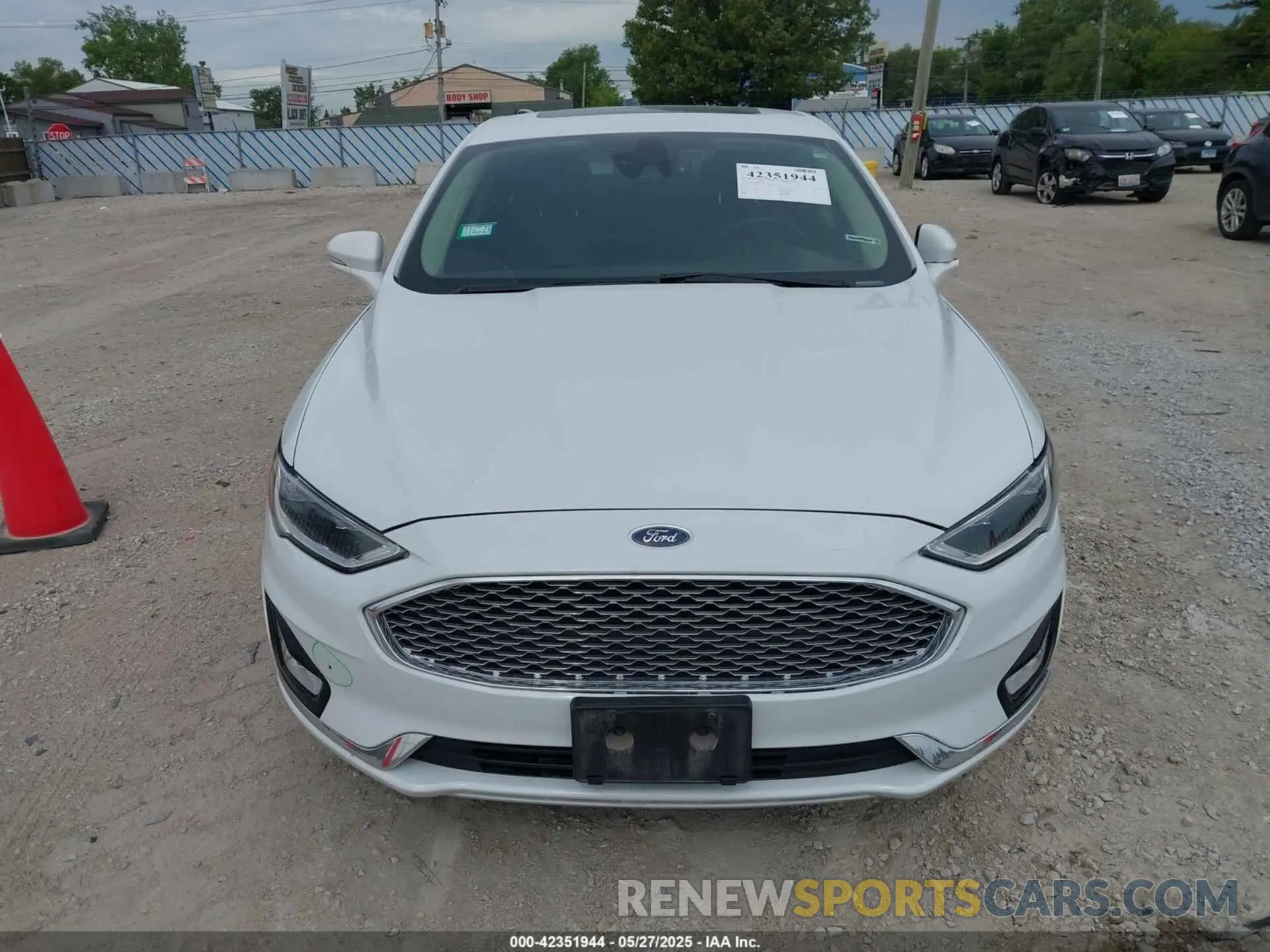 12 fotografías del automóvil dañado 3FA6P0D99KR124405 FORD FUSION 2019