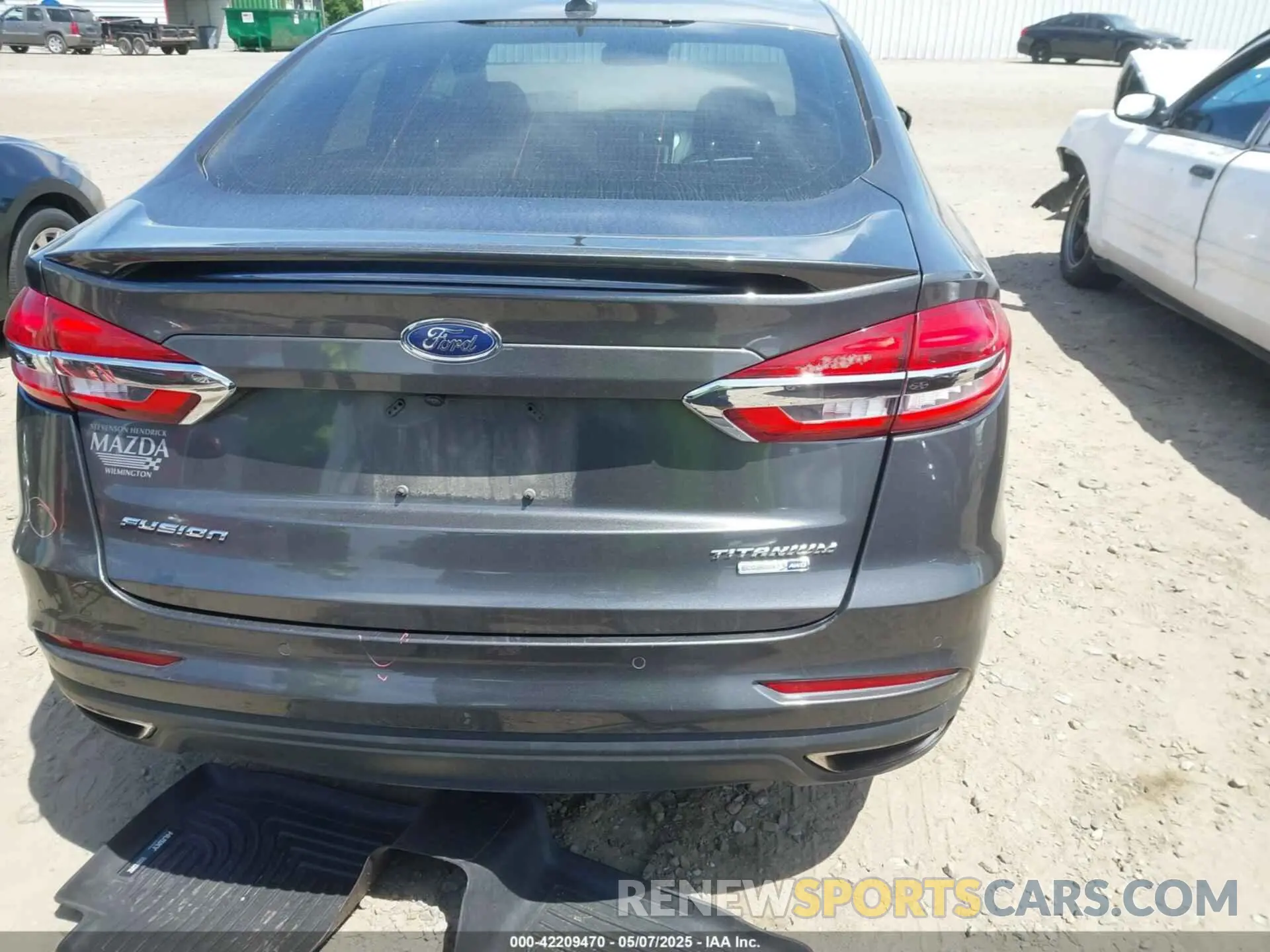 17 fotografías del automóvil dañado 3FA6P0D9XKR152617 FORD FUSION 2019