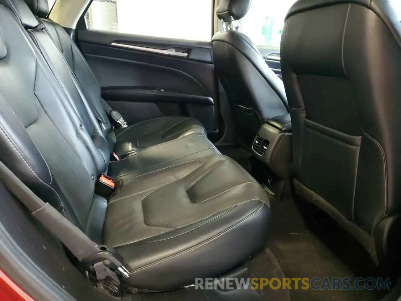 10 fotografías del automóvil dañado 3FA6P0D9XKR204408 FORD FUSION 2019